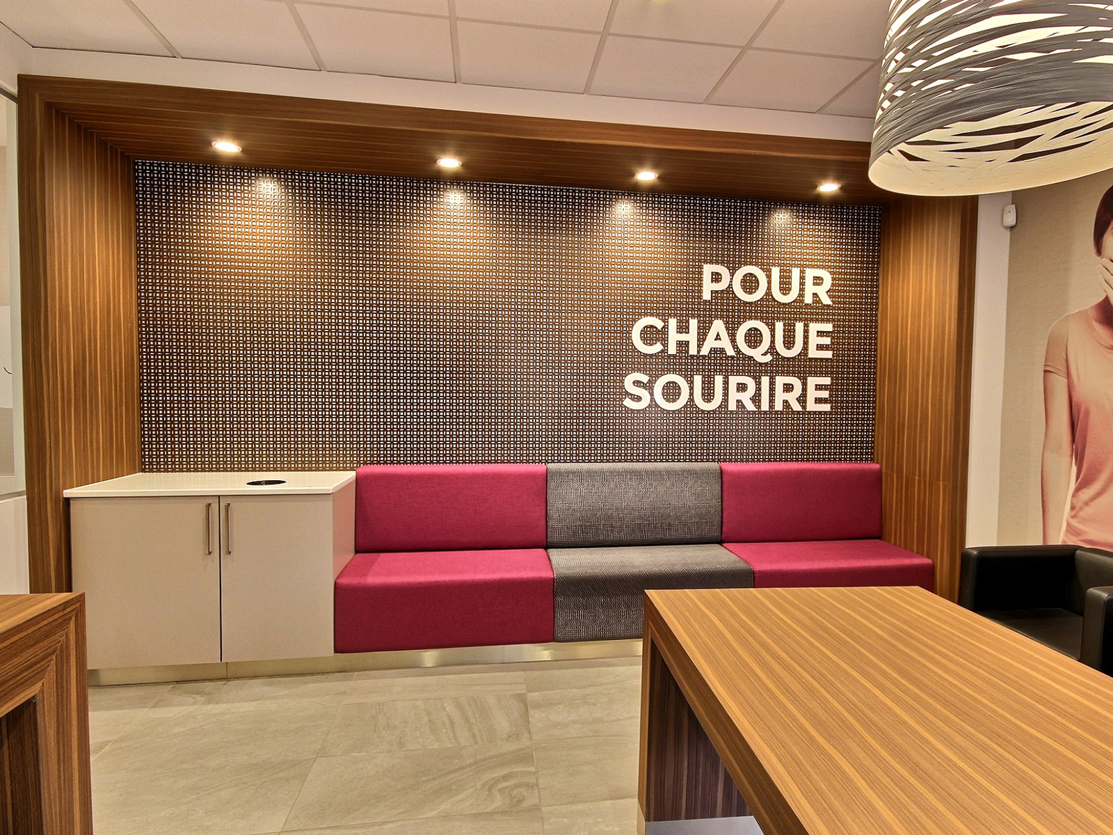 Décor salle d'attente dentiste