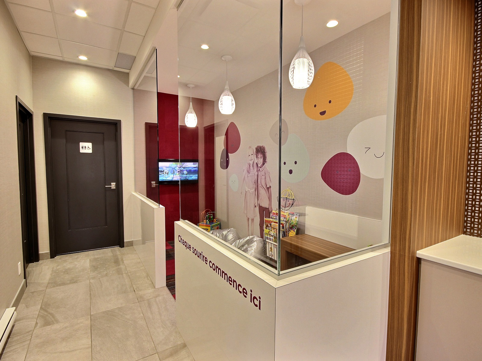 Design salle d'attente pour enfant dentiste